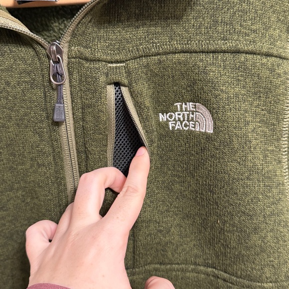 Men’s The North Face Olive Green Quarter-Zip Up Fleece Sweater. Size Large - Picture 3 of 11